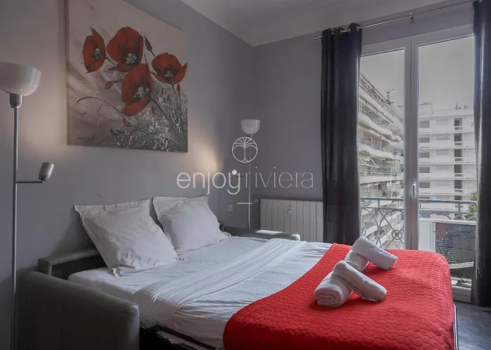 Palais Miramar - Suite & B31 - Croisette Emplacement Unique - 20M Plage - Wifi - Clim